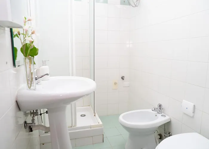 Modern And One-bedroom, 10 Min From Colosseum Rom